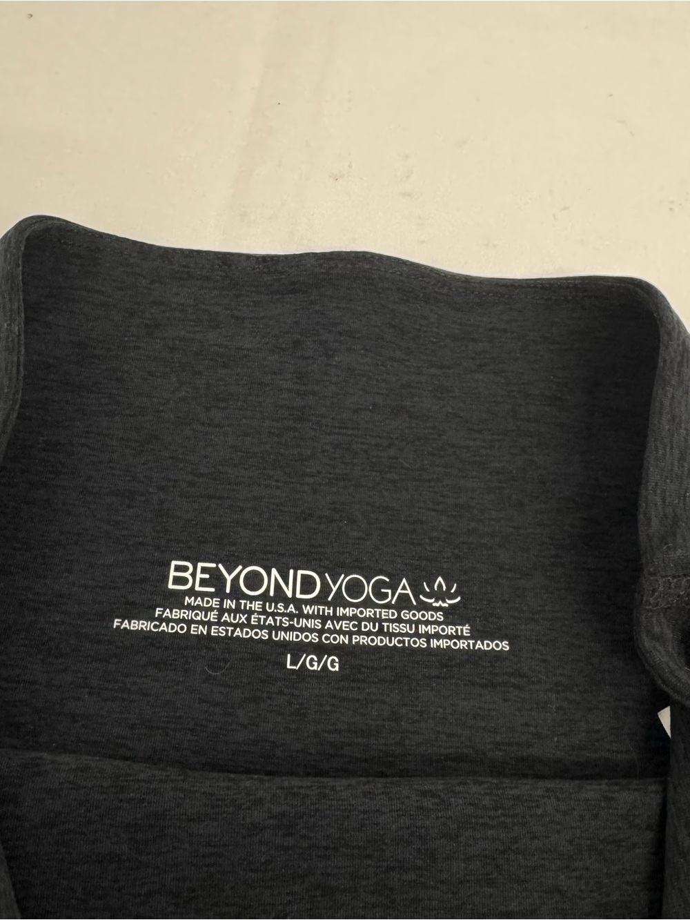 Beyond Yoga Women's L Gray Spacedye Walk and Talk High Waisted Capri Legging - Picture 5 of 14